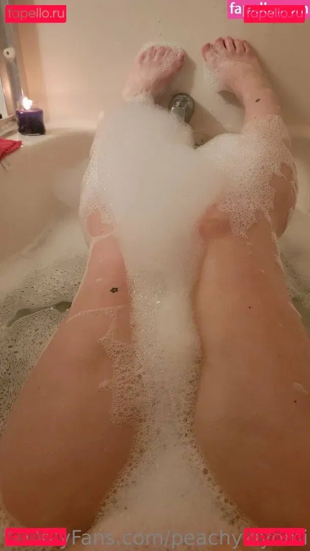 peachykiyomi Onlyfans Photo Gallery 