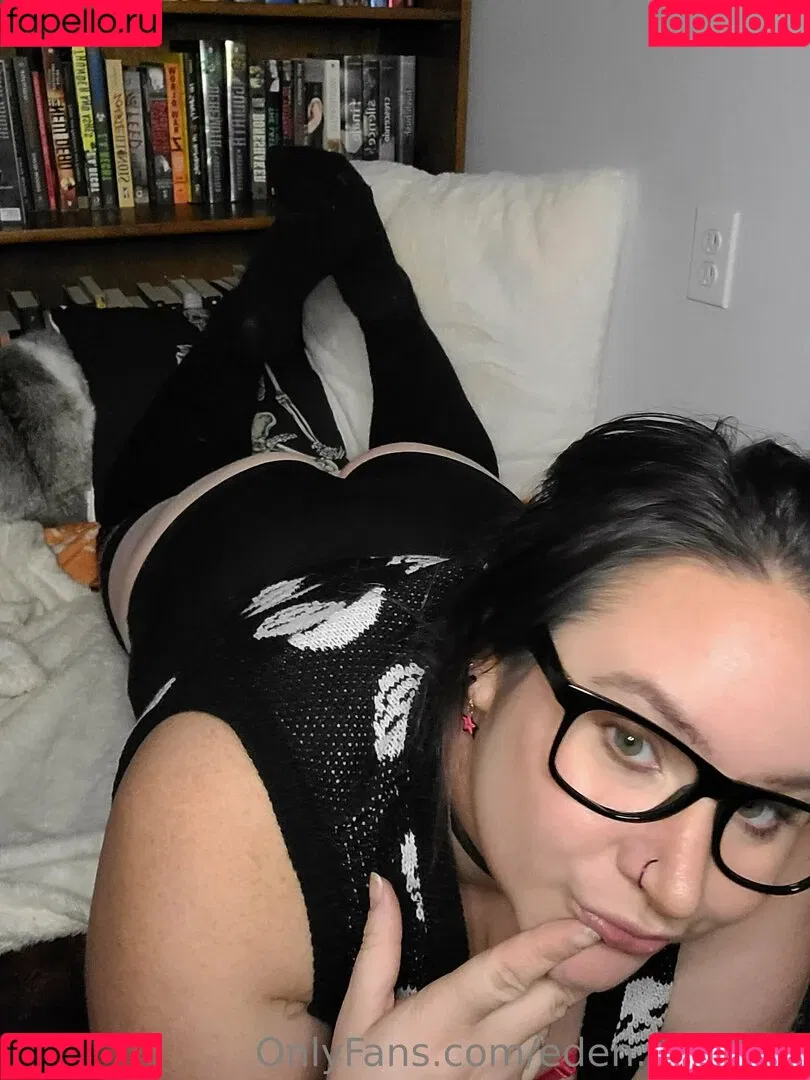 eden.brook15 Onlyfans Photo Gallery 