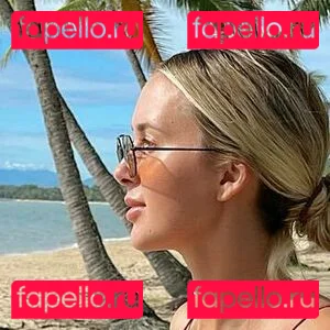 Emily V Onlyfans Photo Gallery 