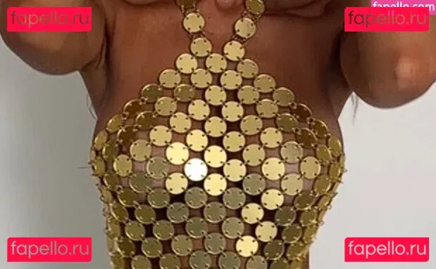 Emily V Onlyfans Photo Gallery 