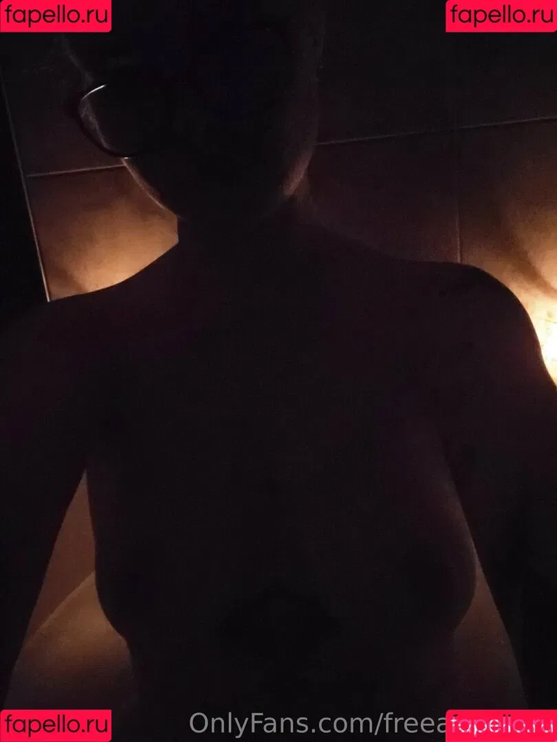 freeartieeros Onlyfans Photo Gallery 