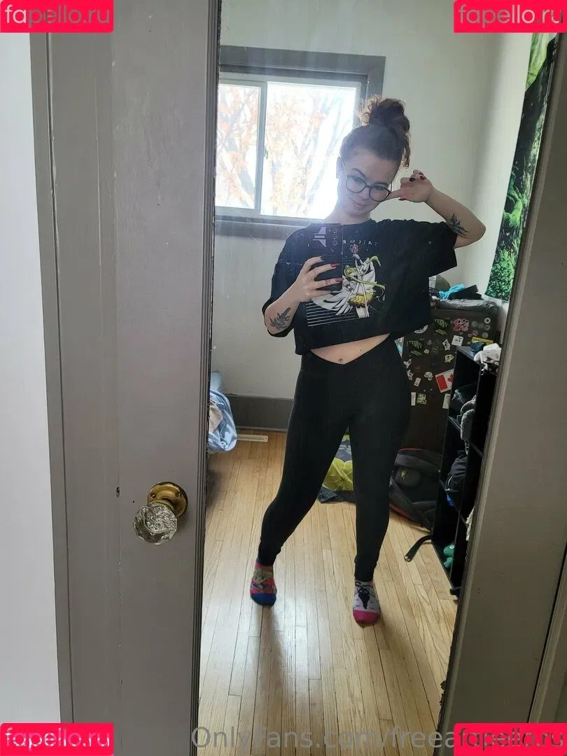 freeartieeros Onlyfans Photo Gallery 