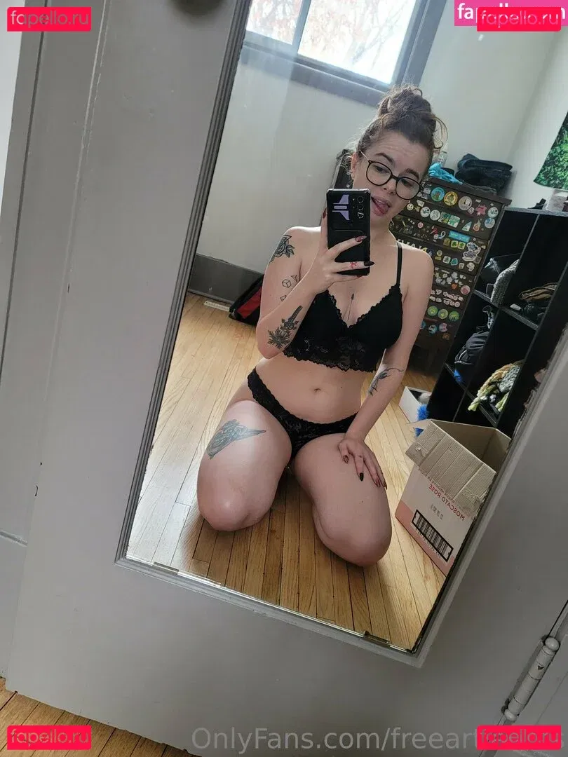 freeartieeros Onlyfans Photo Gallery 