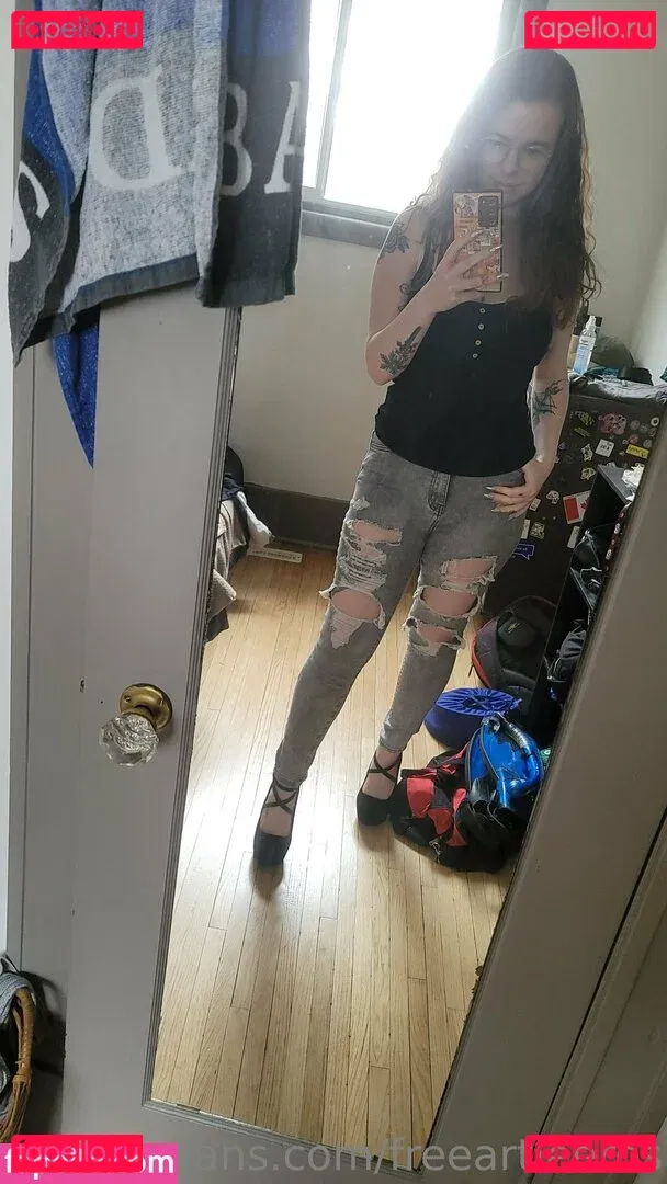 freeartieeros Onlyfans Photo Gallery 