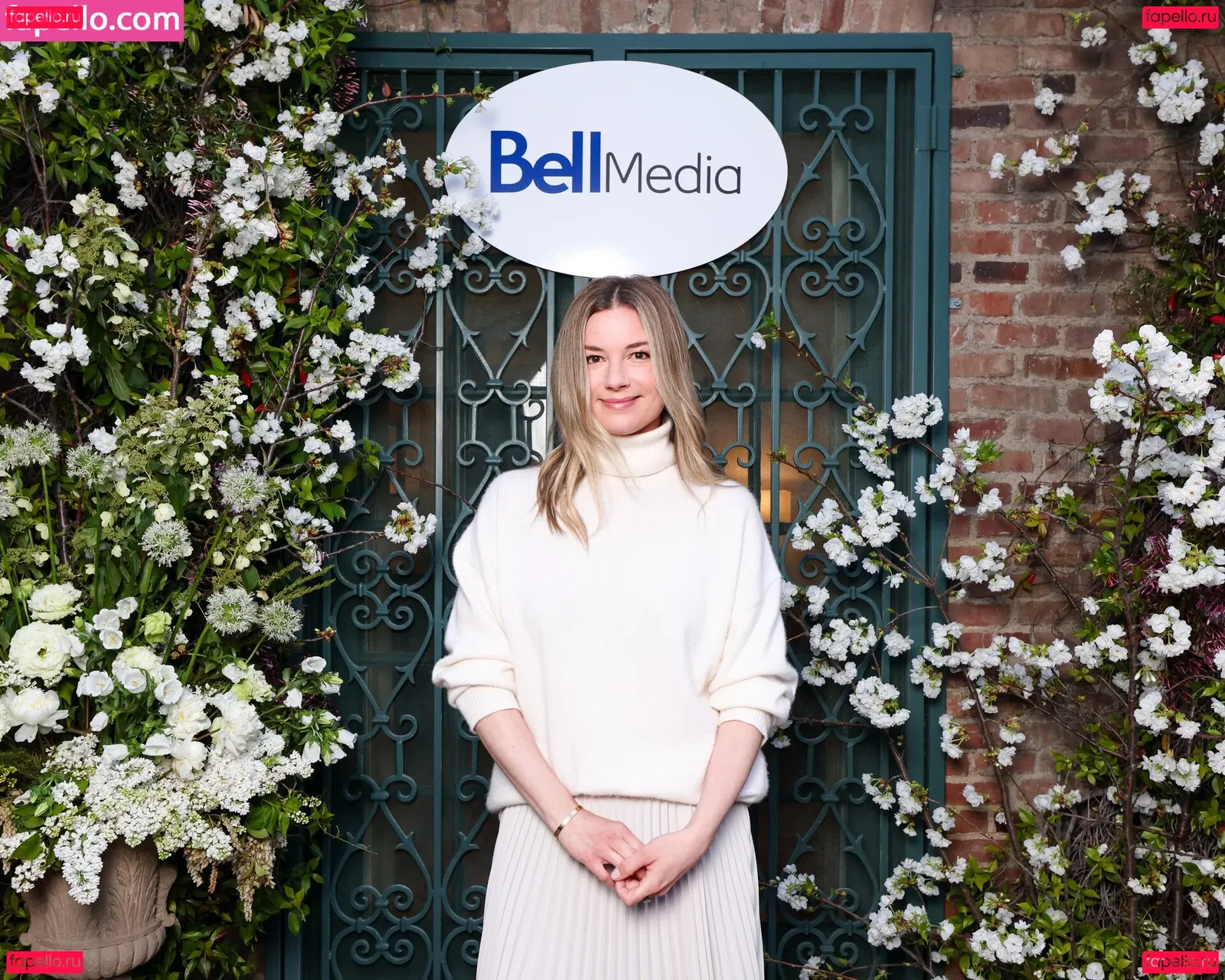 Emily VanCamp Onlyfans Photo Gallery 