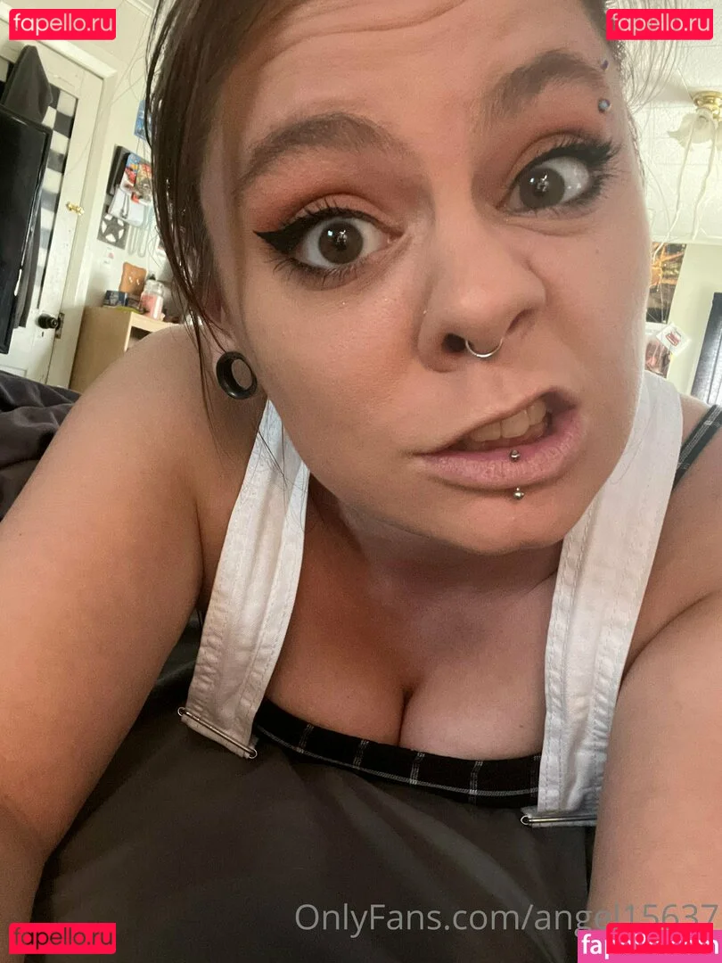 angel15637 Onlyfans Photo Gallery 
