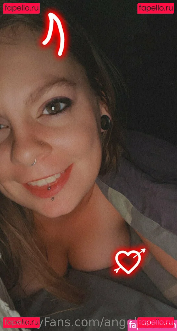 angel15637 Onlyfans Photo Gallery 