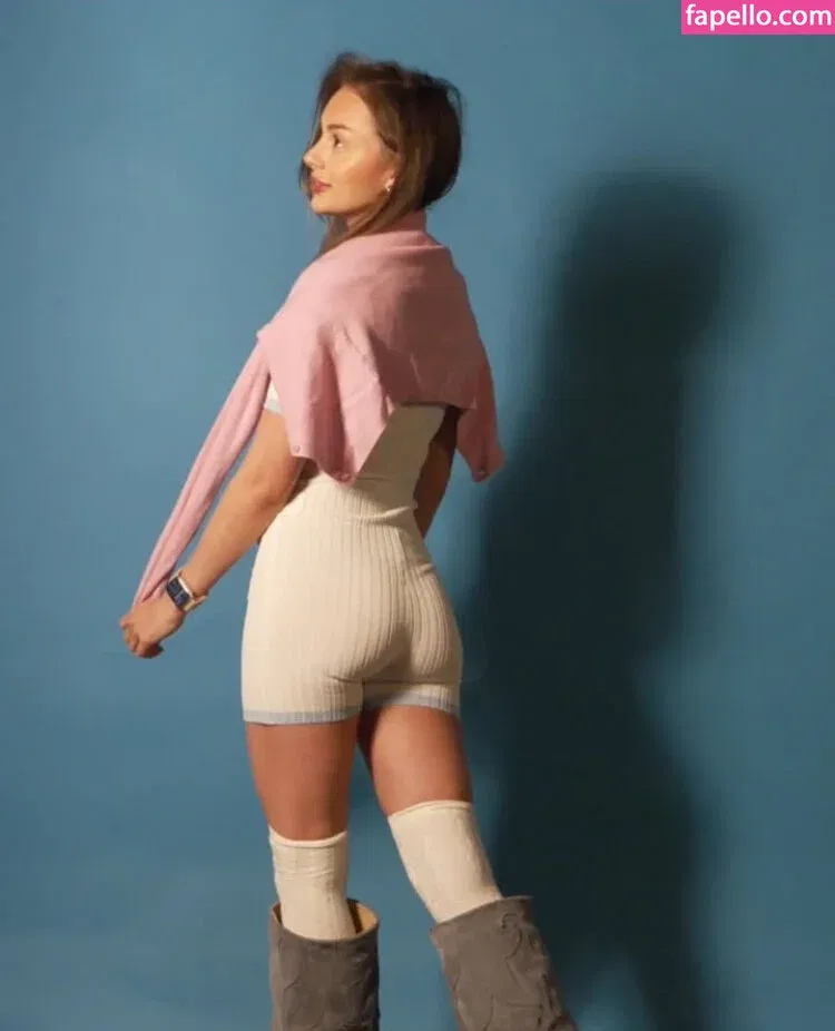 Royalwednesday Onlyfans Photo Gallery 