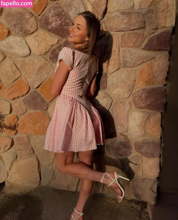 Royalwednesday Onlyfans Photo Gallery 