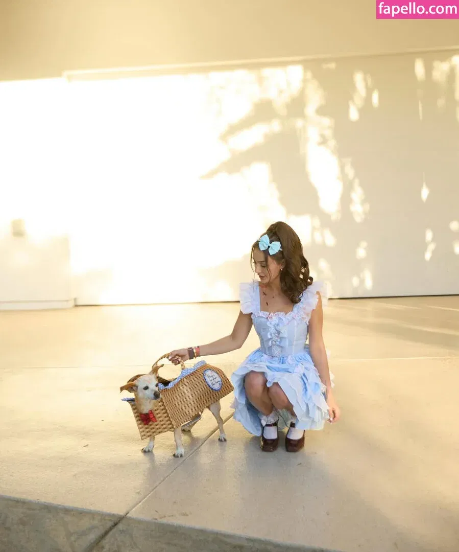 Royalwednesday Onlyfans Photo Gallery 