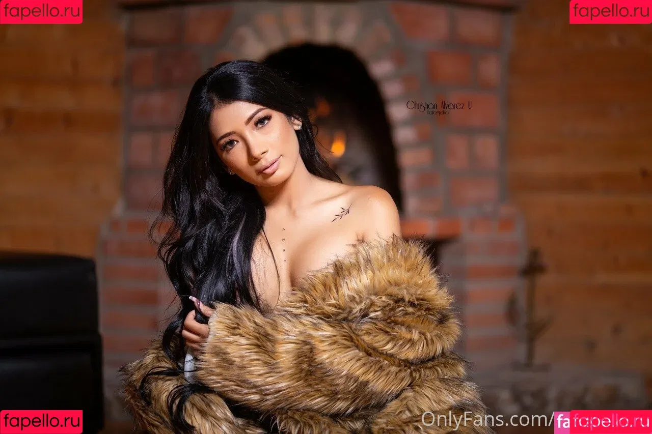 annysmith Onlyfans Photo Gallery 