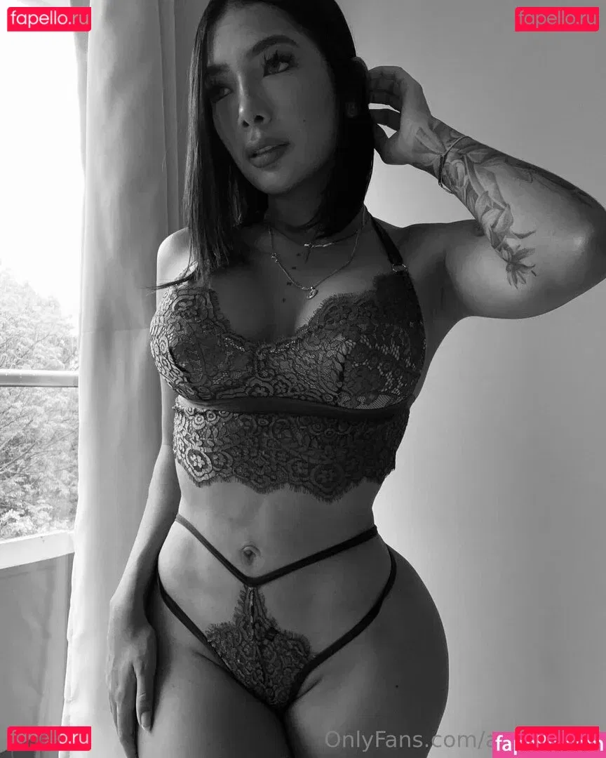 annysmith Onlyfans Photo Gallery 