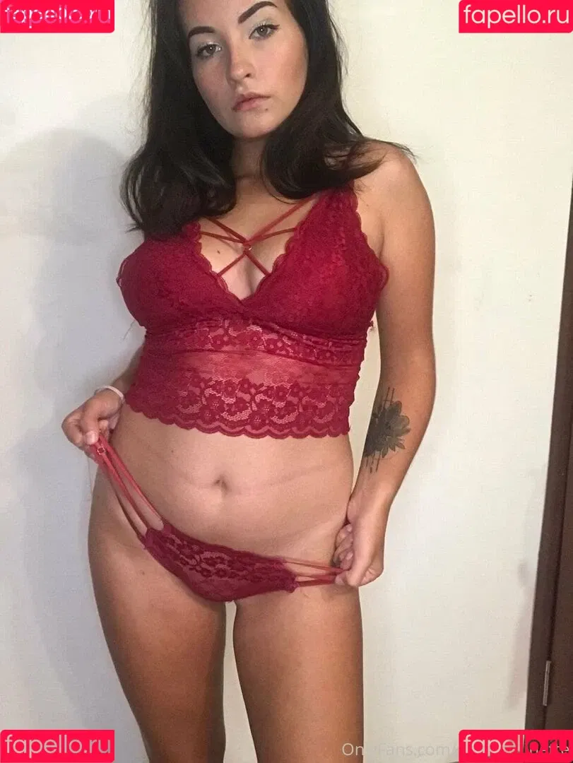 anyabrunette Onlyfans Photo Gallery 