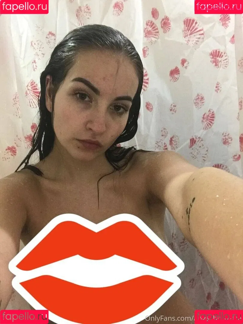 anyabrunette Onlyfans Photo Gallery 