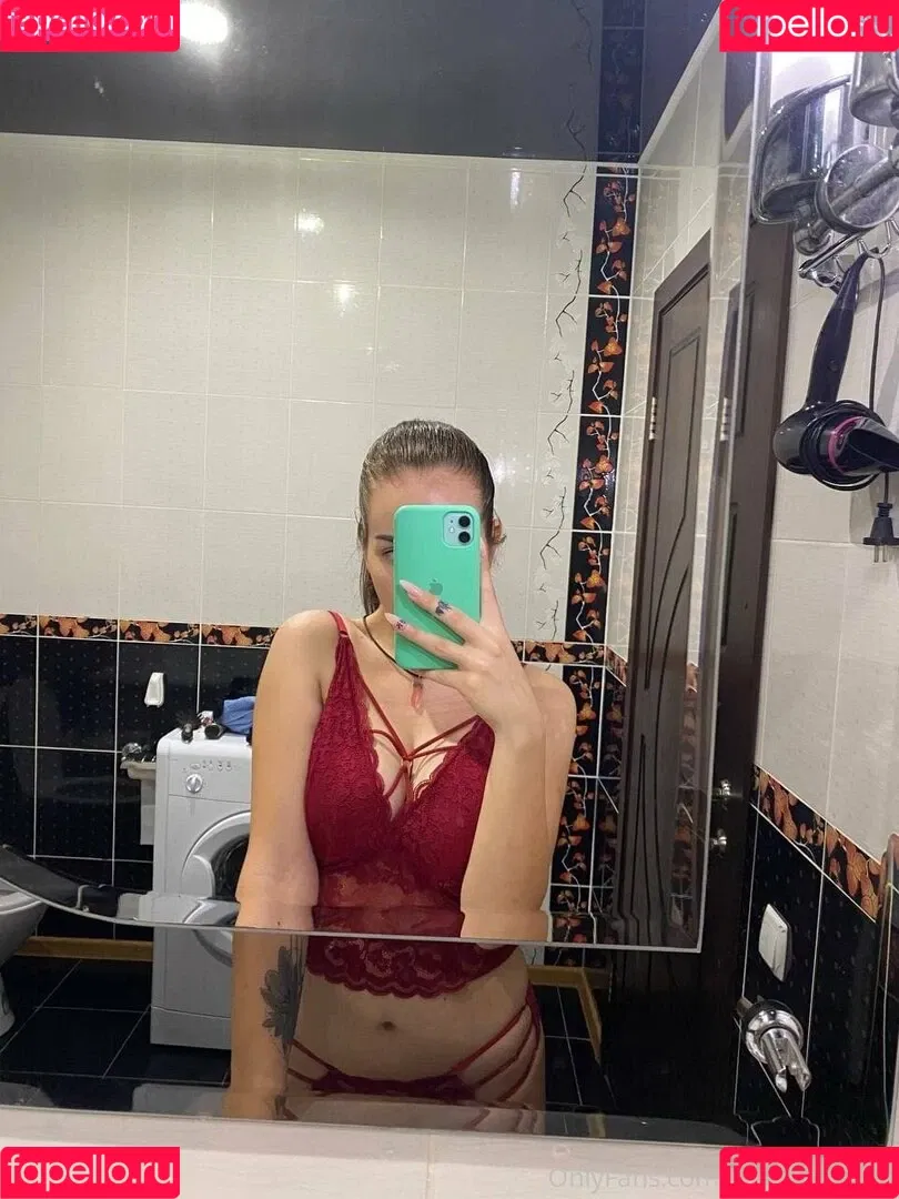 anyabrunette Onlyfans Photo Gallery 