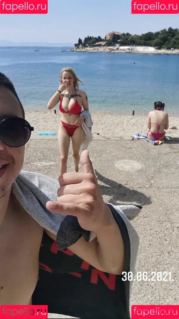 suzizvonar Onlyfans Photo Gallery 