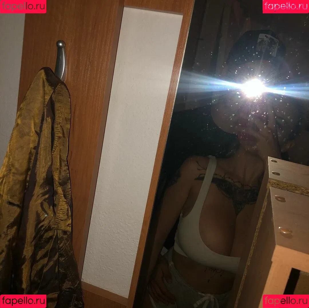 suzizvonar Onlyfans Photo Gallery 