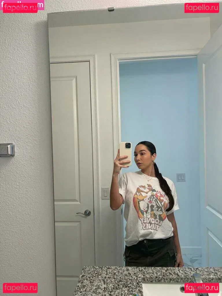 karleegrey Onlyfans Photo Gallery 