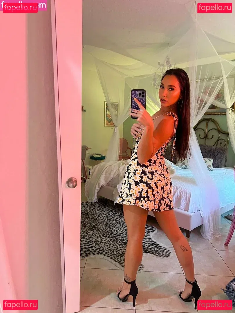 karleegrey Onlyfans Photo Gallery 