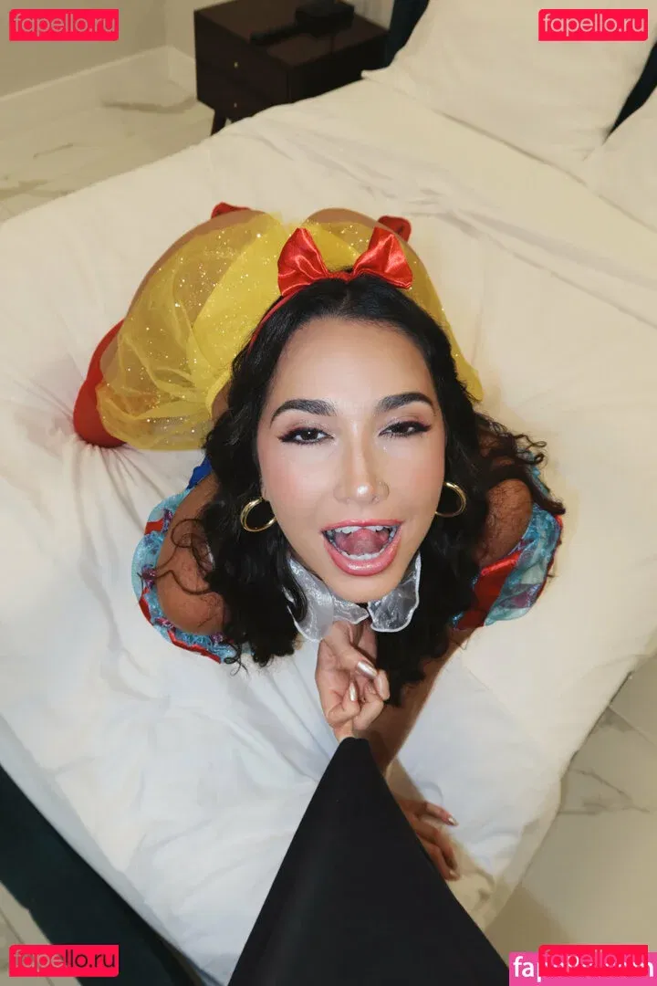 karleegrey Onlyfans Photo Gallery 