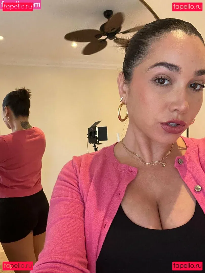 karleegrey Onlyfans Photo Gallery 