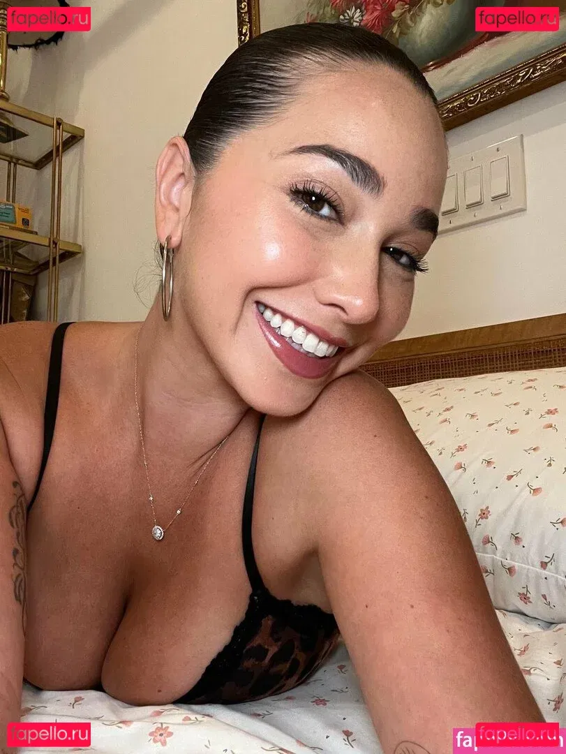 karleegrey Onlyfans Photo Gallery 