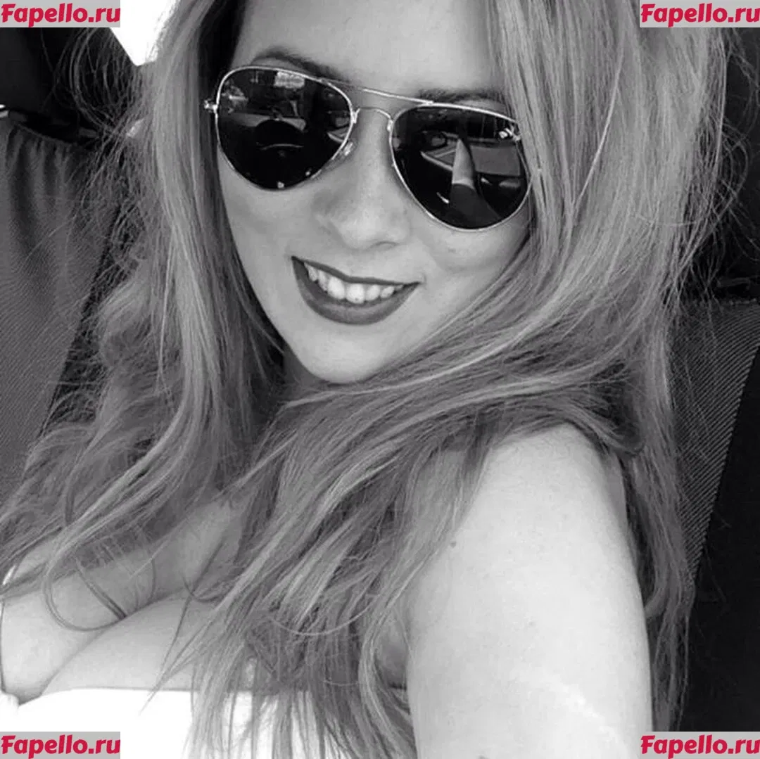 Stephanie Fox Onlyfans Photo Gallery 