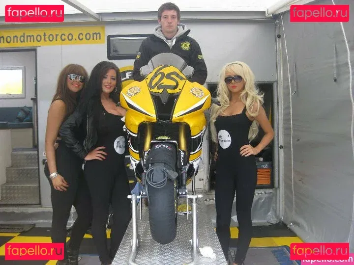 Stephanie Fox Onlyfans Photo Gallery 