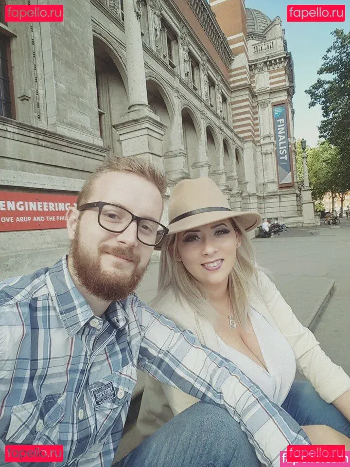 Stephanie Fox Onlyfans Photo Gallery 