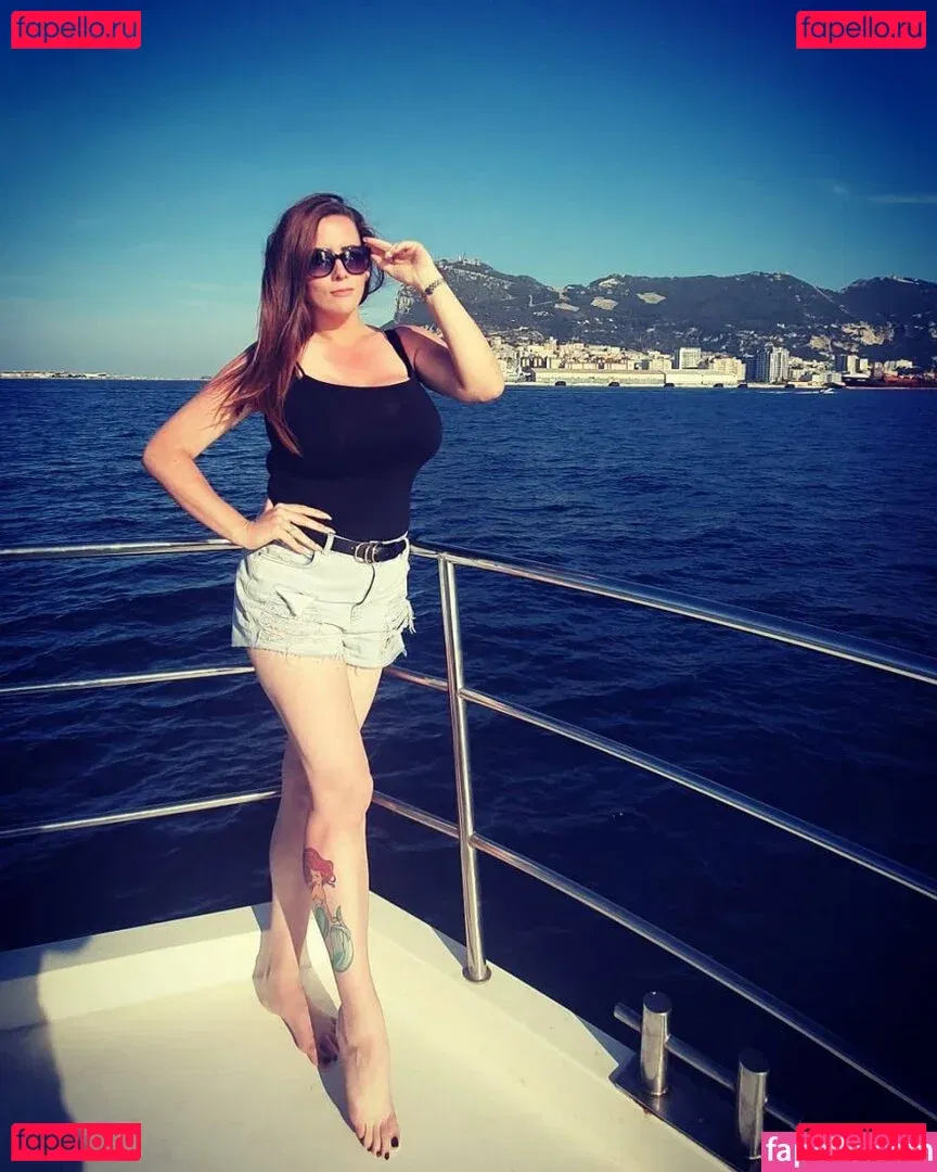 Stephanie Fox Onlyfans Photo Gallery 