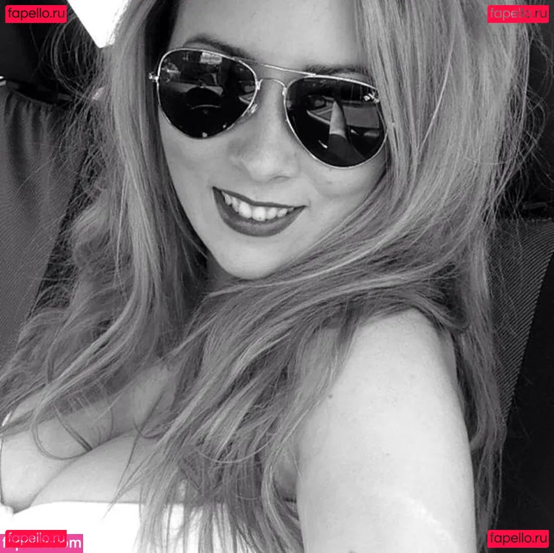 Stephanie Fox Onlyfans Photo Gallery 