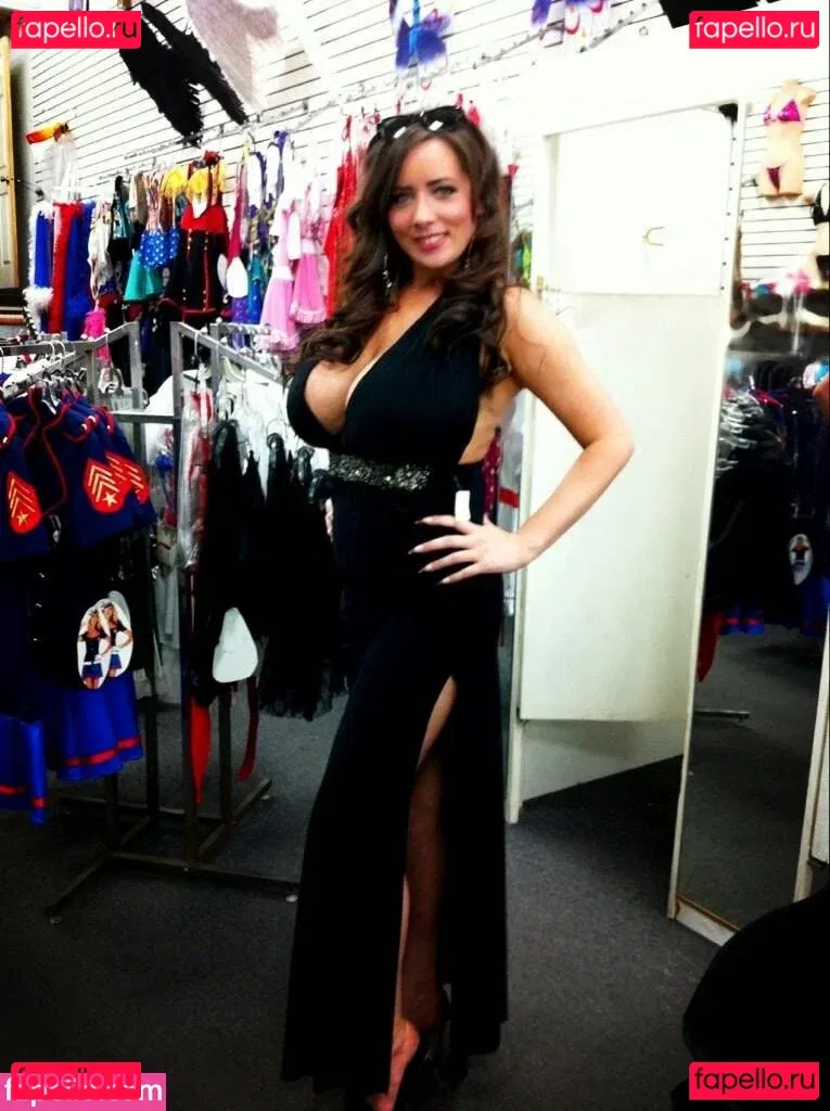 Stephanie Fox Onlyfans Photo Gallery 