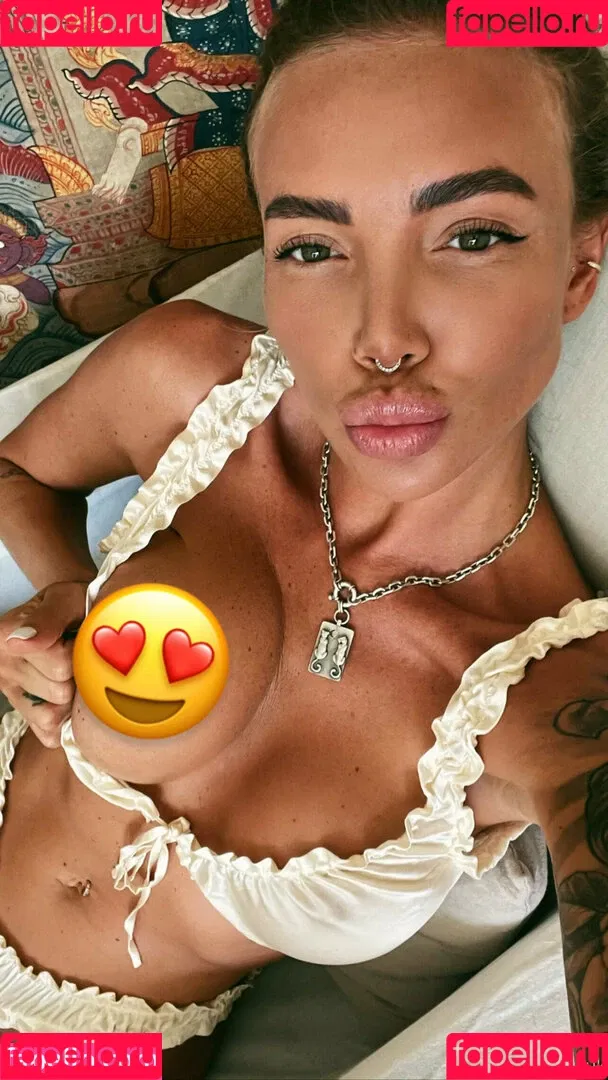 Anna Aksyuk Onlyfans Photo Gallery 