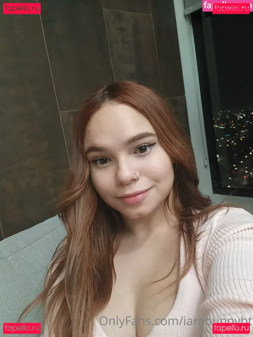 eveduatson Onlyfans Photo Gallery 