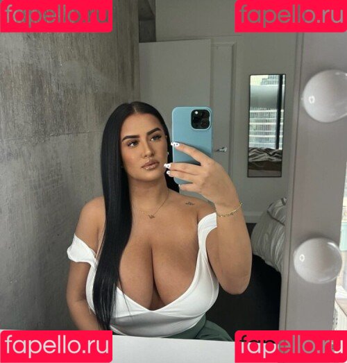 Hanaa Elshayeb Onlyfans Photo Gallery 