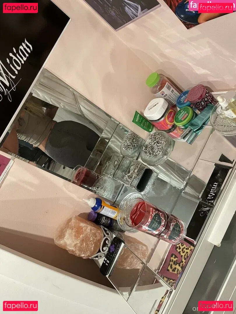 iamheaveniamhell Onlyfans Photo Gallery 