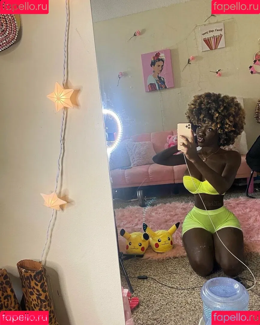 Cyn Kaine Onlyfans Photo Gallery 