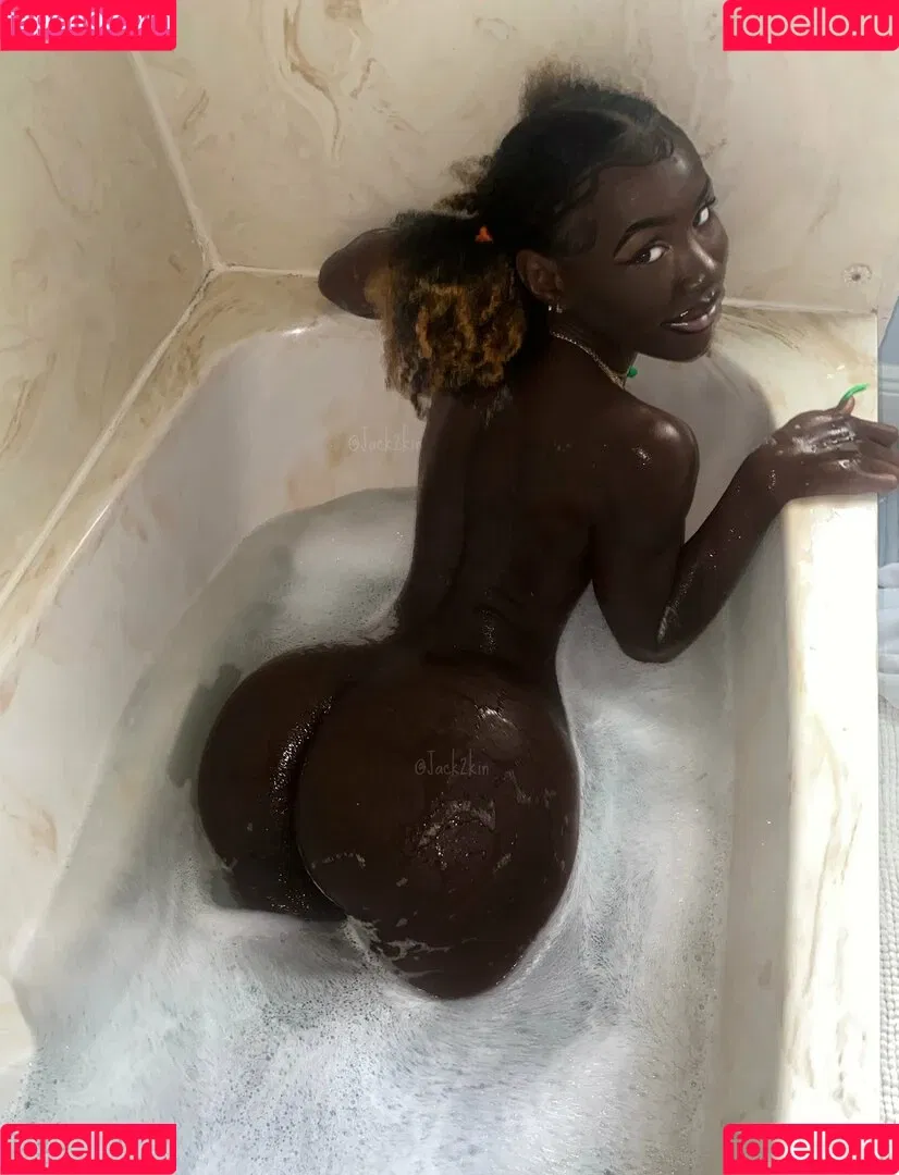 Cyn Kaine Onlyfans Photo Gallery 