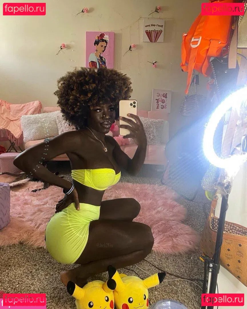 Cyn Kaine Onlyfans Photo Gallery 