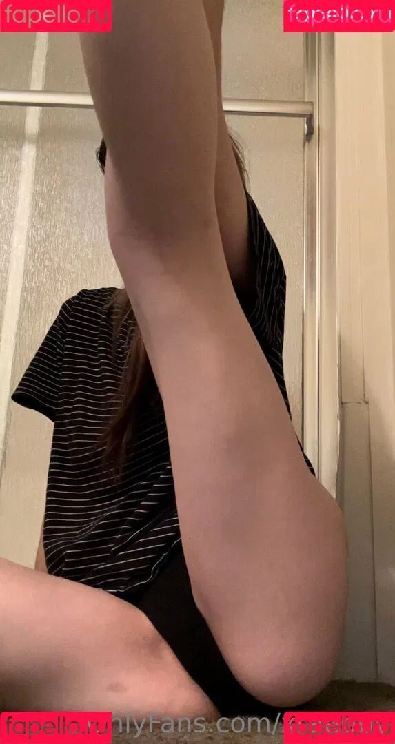 xraebby Onlyfans Photo Gallery 