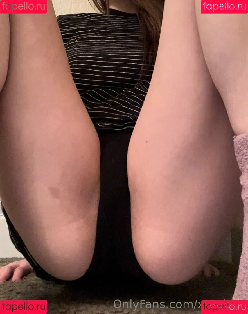 xraebby Onlyfans Photo Gallery 