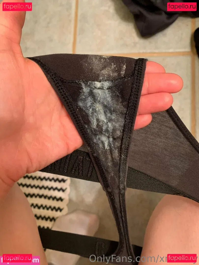 xraebby Onlyfans Photo Gallery 