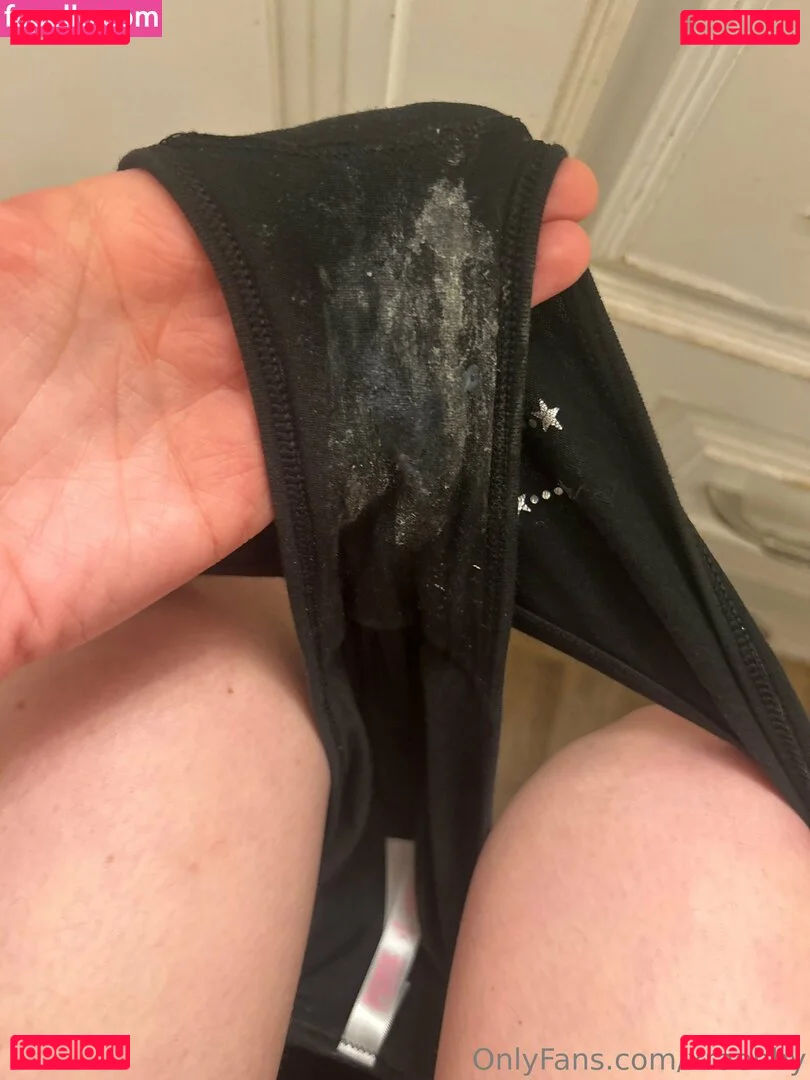 xraebby Onlyfans Photo Gallery 