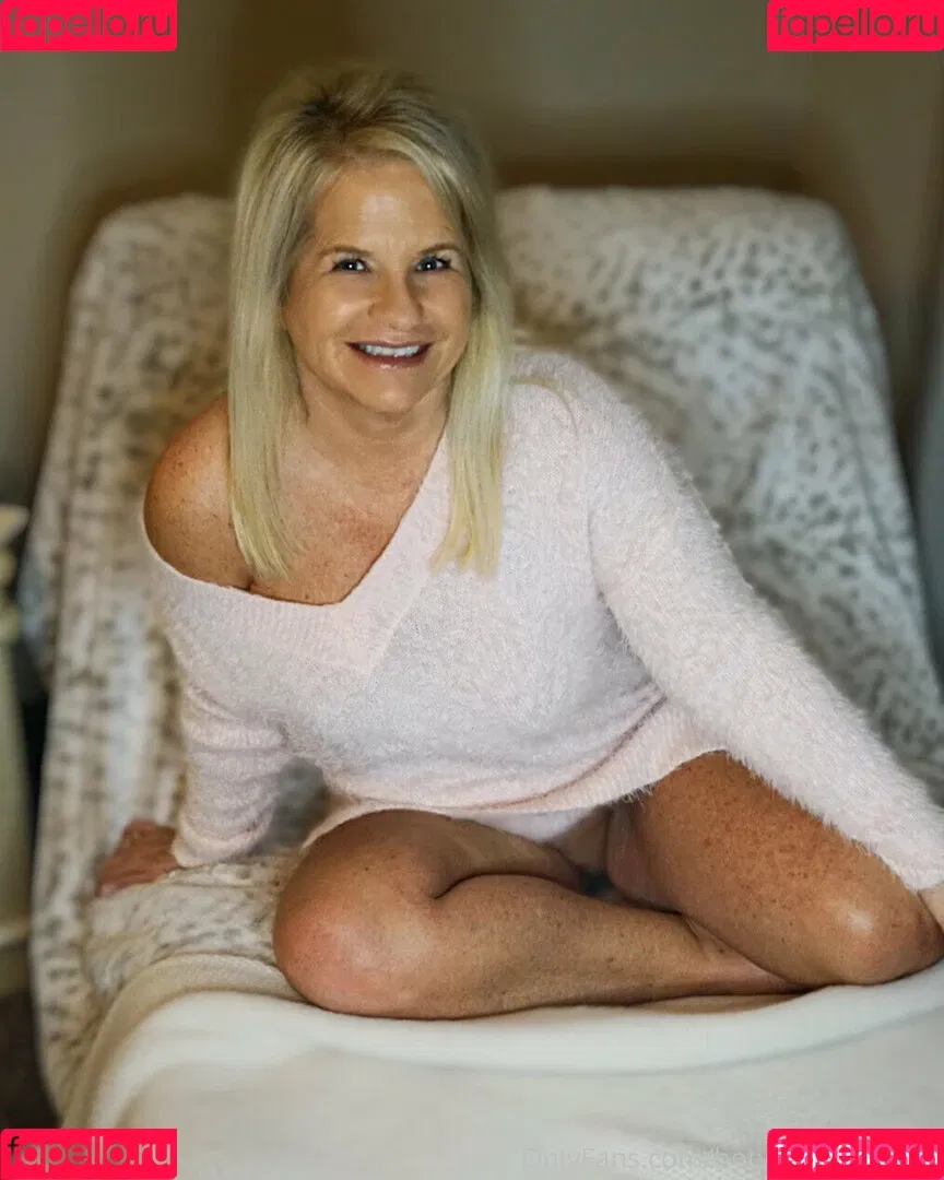 hotwifecandyfree Onlyfans Photo Gallery 