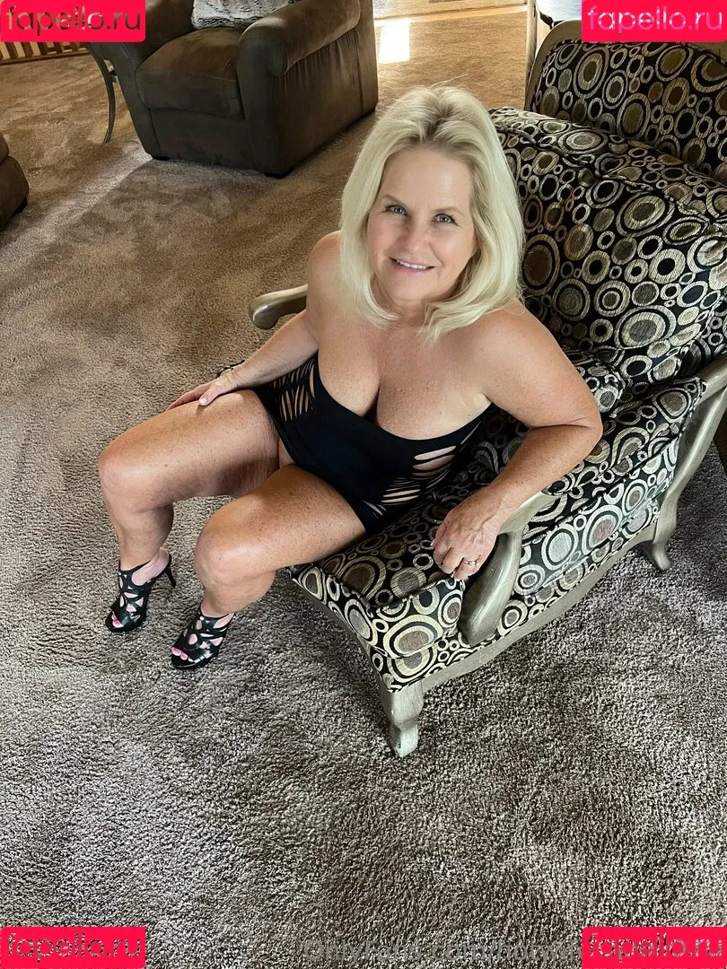 hotwifecandyfree Onlyfans Photo Gallery 