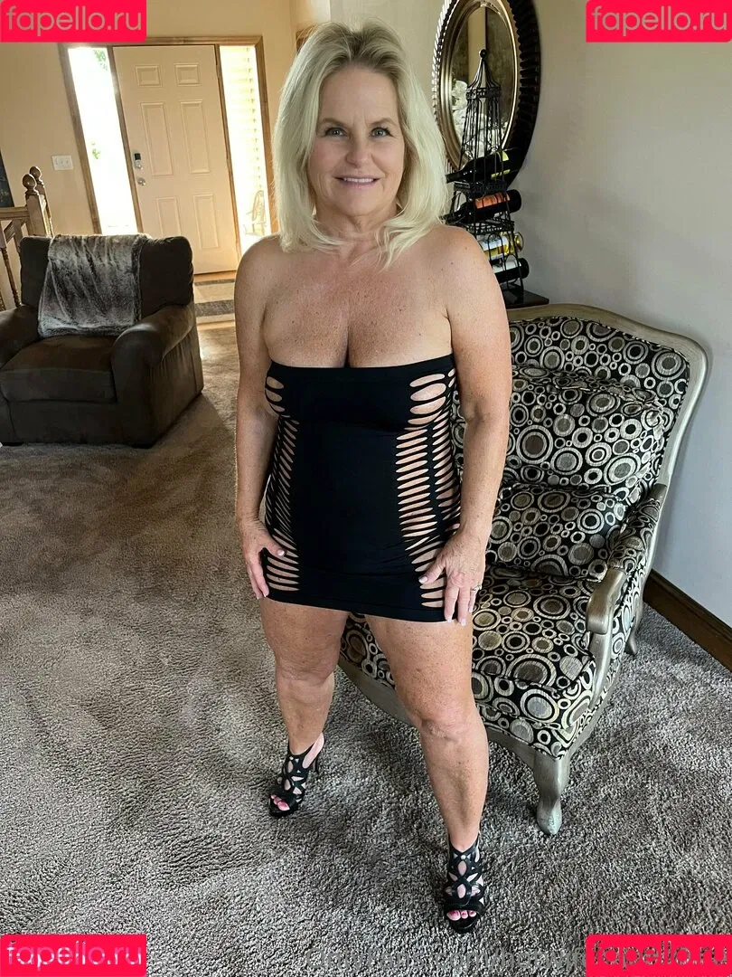 hotwifecandyfree Onlyfans Photo Gallery 