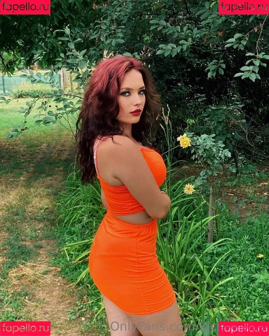 kicsilanyka Onlyfans Photo Gallery 