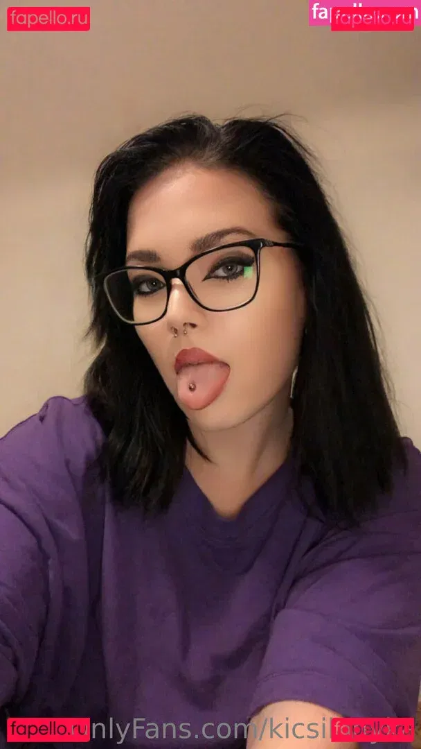 kicsilanyka Onlyfans Photo Gallery 