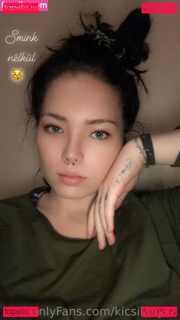 kicsilanyka Onlyfans Photo Gallery 