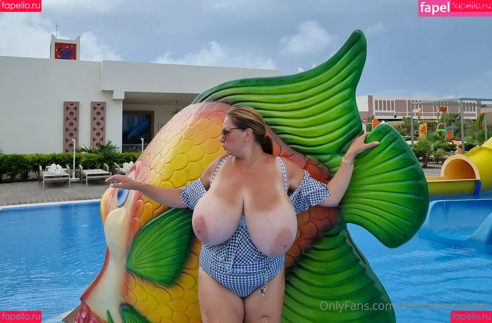 thenadinejansen Onlyfans Photo Gallery 